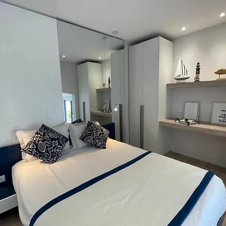 Blue Infininty, Azure Apartment Funchal (Madeira)