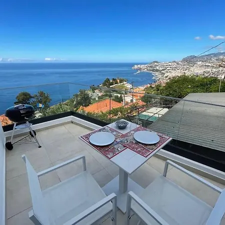 Blue Infininty, Azure Apartment